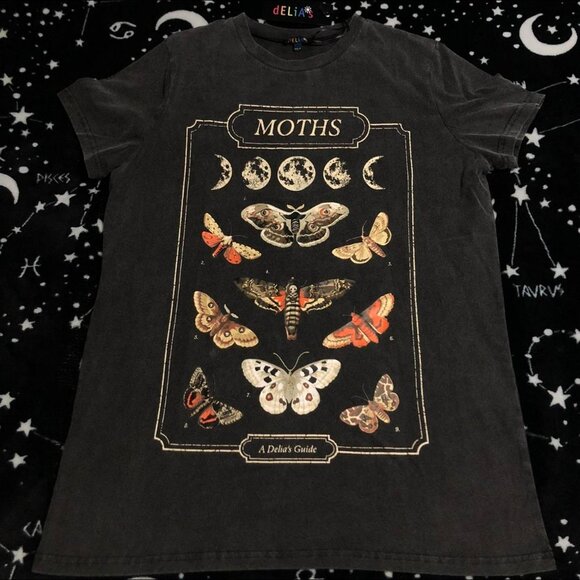 Dolls Kill Flighty Behavior Oversized Graphic Tee - Picture 1 of 3